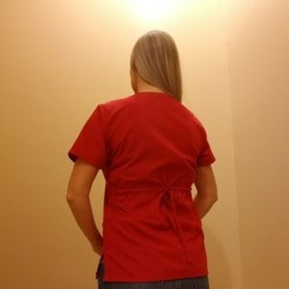 Scrub top - Picture 2 of 2